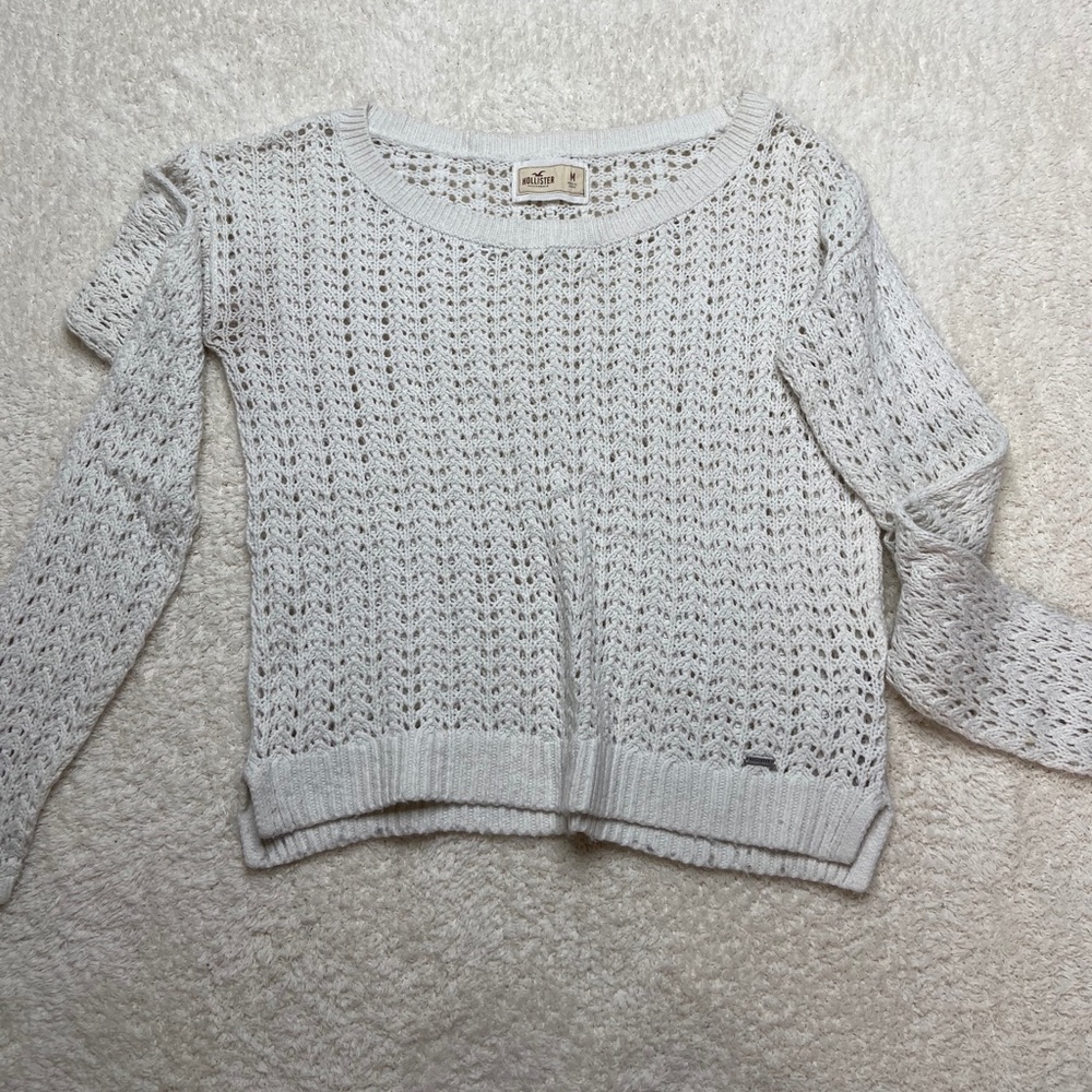 Cream/white hollister sweater